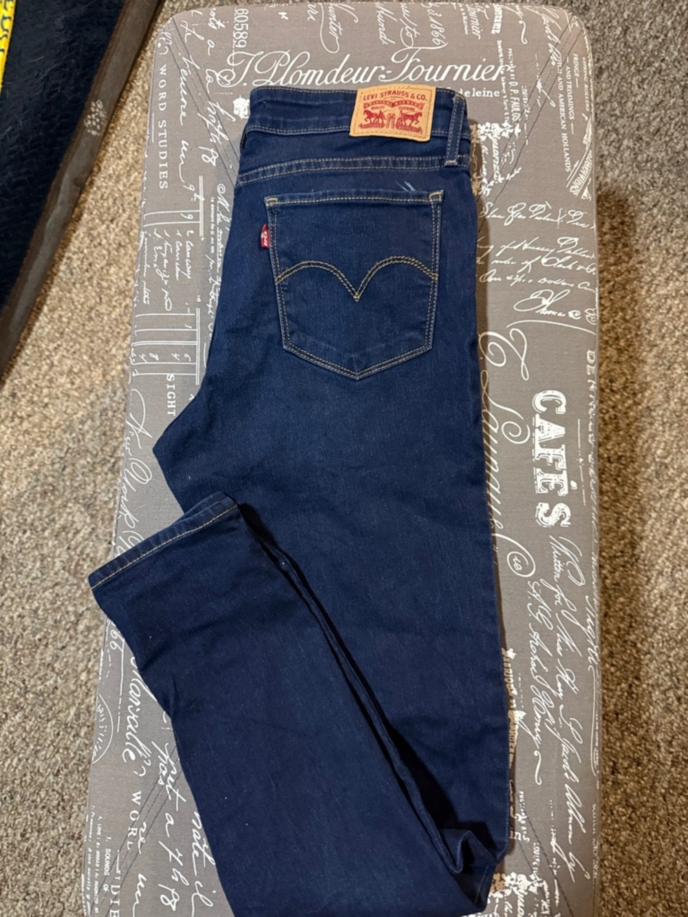 Ladies Levi’s 711 Skinny jeans